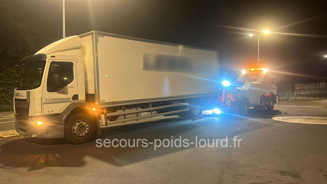 Dépannage remorquage poids lourd à Arras et ses environs