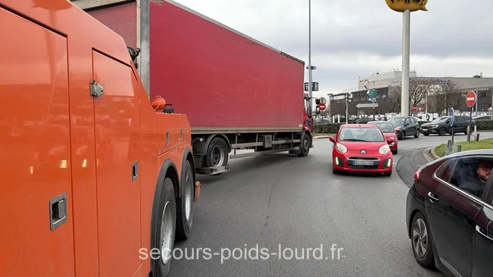 Remorquage poids lourds camion dans le Calvados (14)